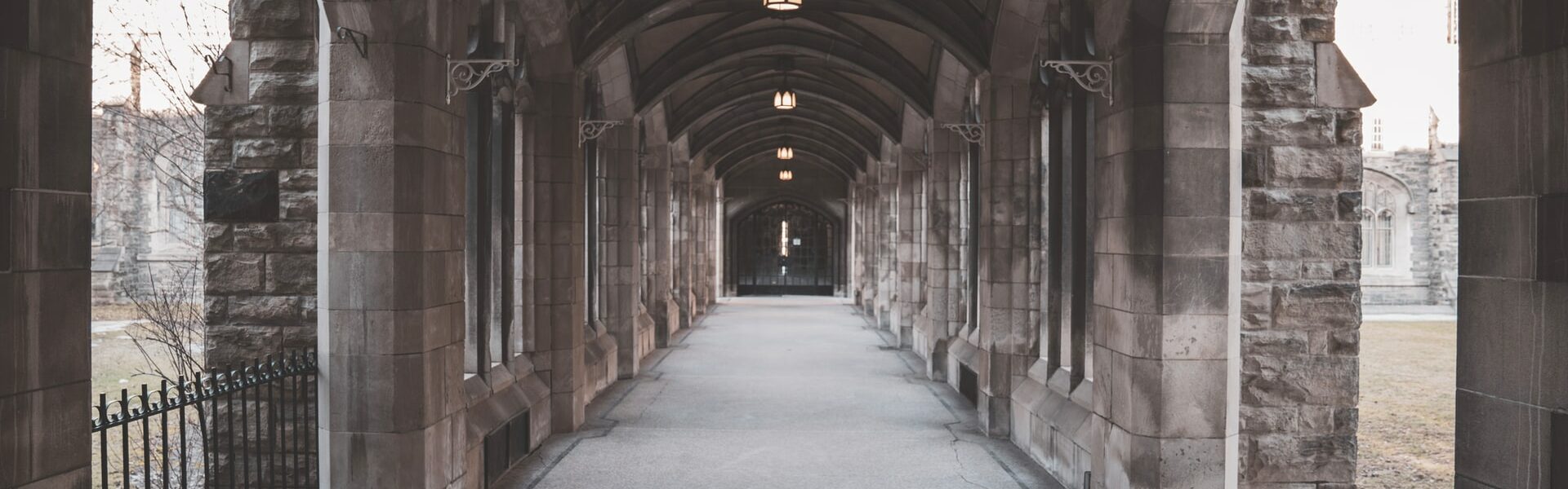 Campus photo of an outdoor corridor.